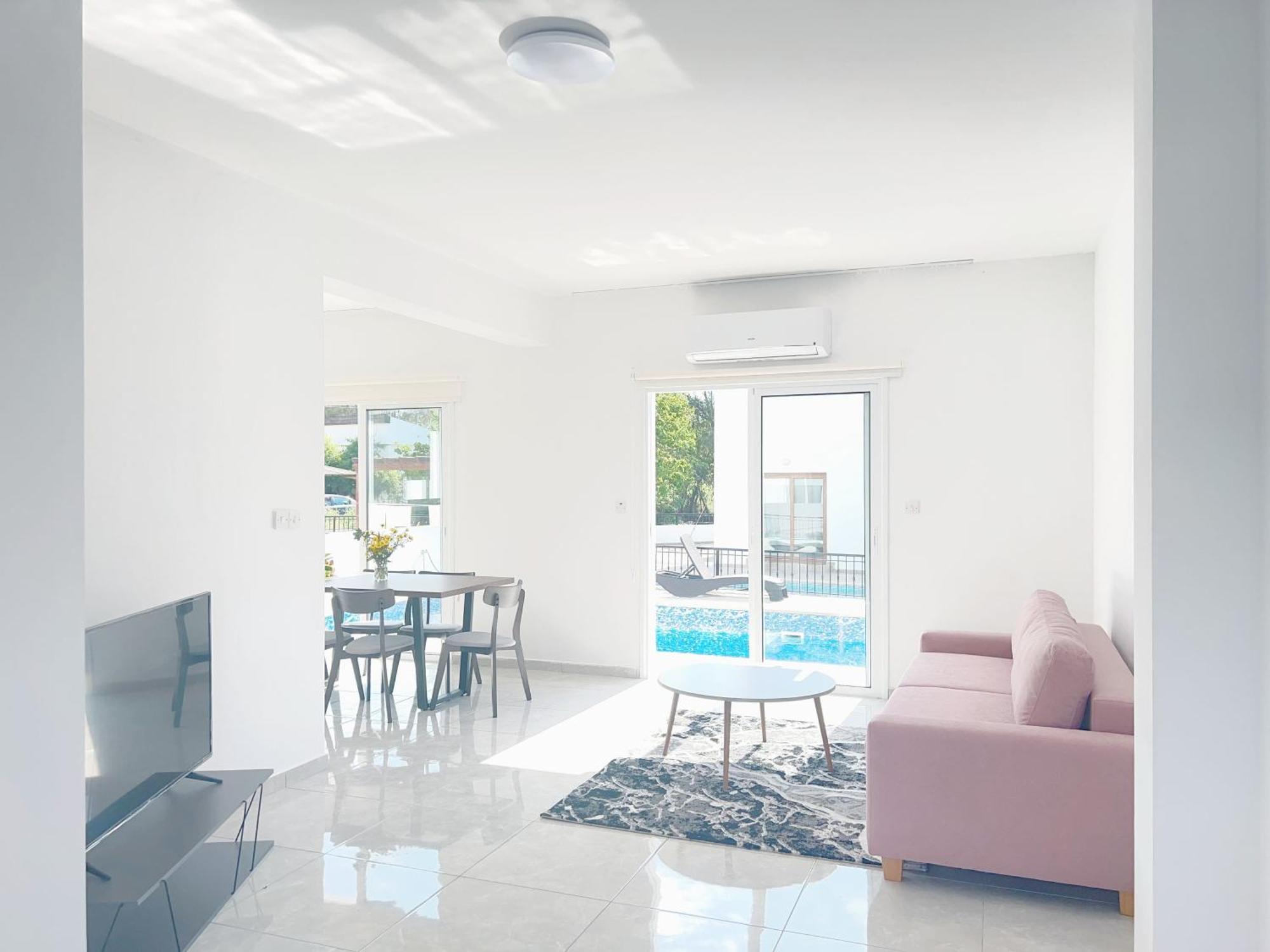 White Mountain Pool Villas 파포스 외부 사진
