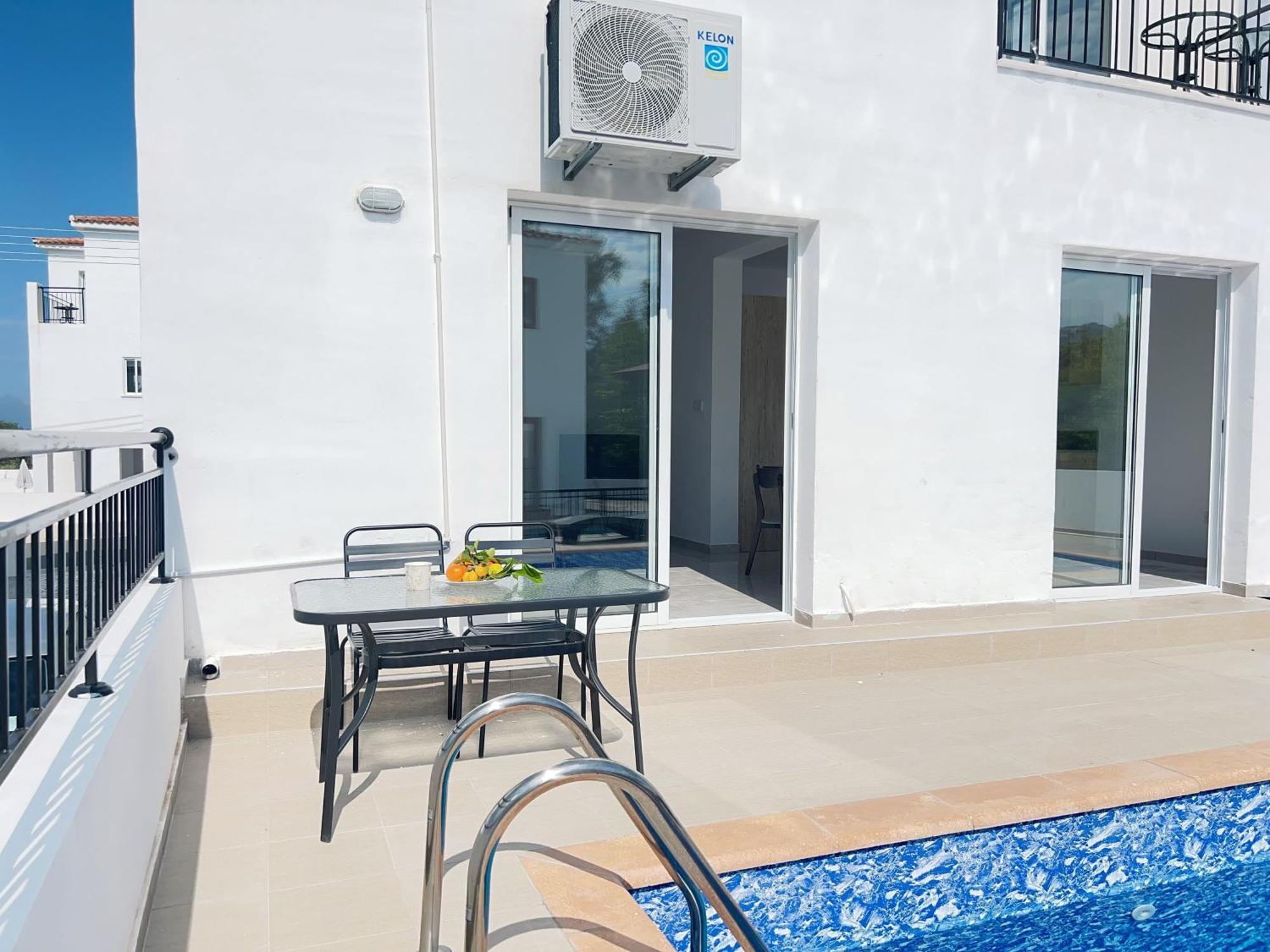 White Mountain Pool Villas 파포스 외부 사진